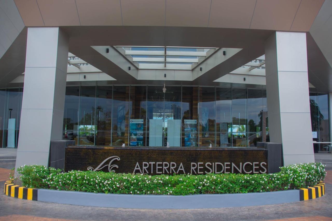 Oceanfront At Arterra, Fast Wifi, Nflix, Kitchen -C Villa Lapu-Lapu City Bagian luar foto